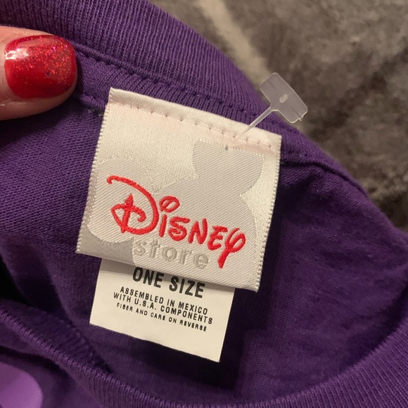 New Vintage Disney Glow in The Dark Winnie The Pooh As Sleepy As Can Bee Tee Top - Picture 7 of 10